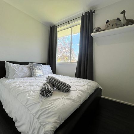 Cheerful Comfortable Home In Higgins Wine Parking Wifi Weetangerra Exterior photo